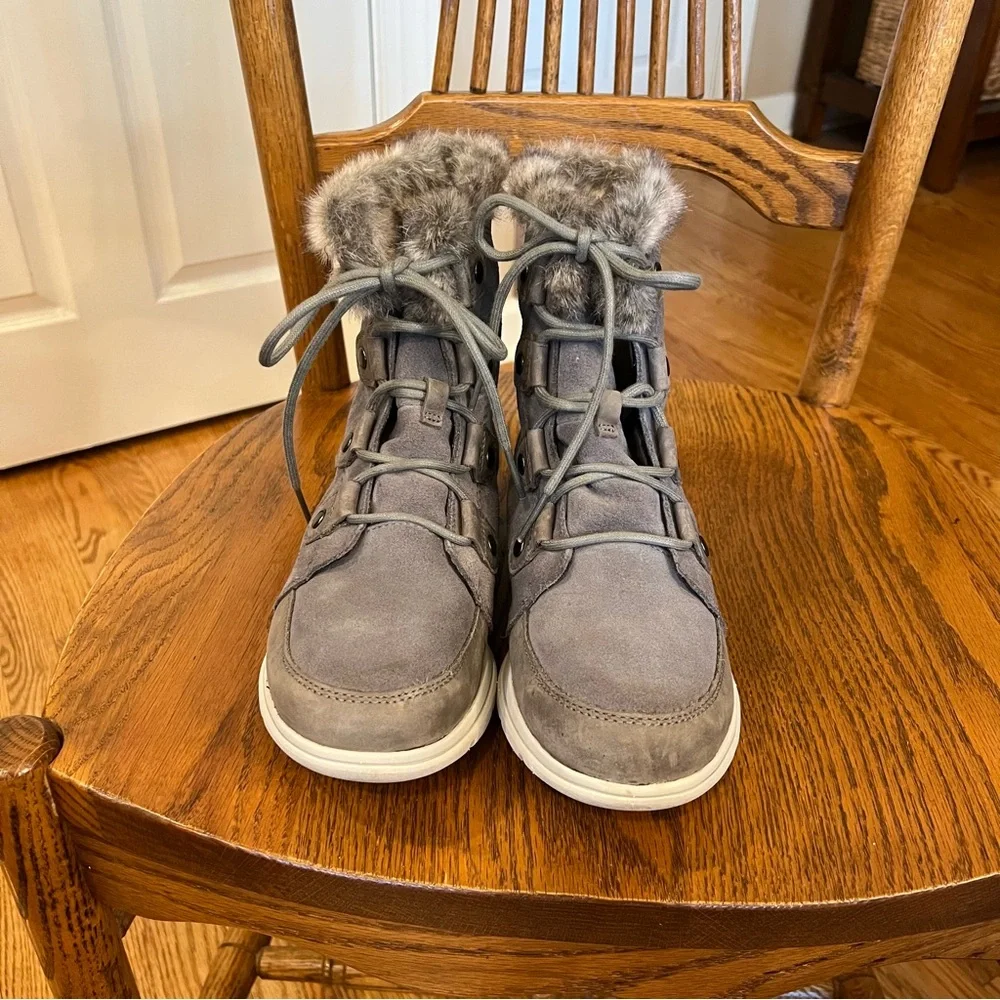 Sorel Explorer Joan Winter Boots Fur Waterproof Women’s Size 9